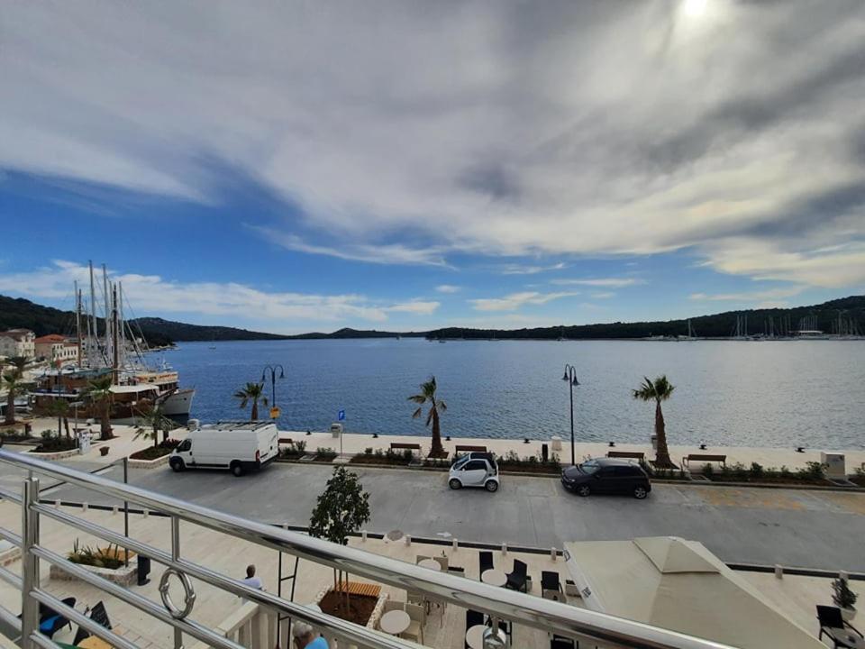 Ojdana Zivkovic Apartment Rogoznica  Bagian luar foto