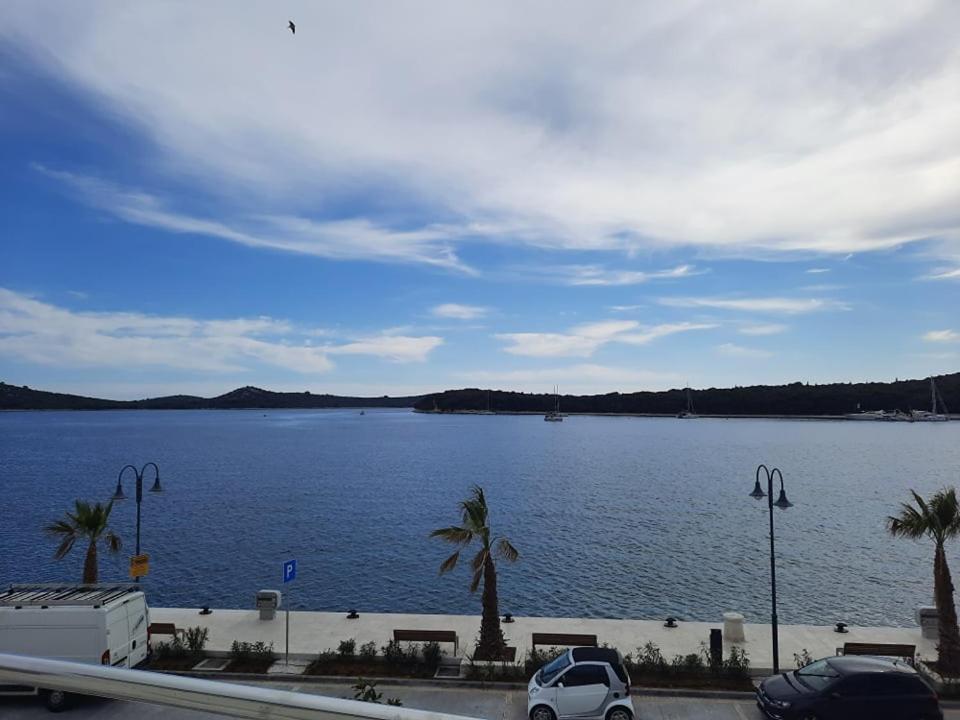 Ojdana Zivkovic Apartment Rogoznica  Bagian luar foto
